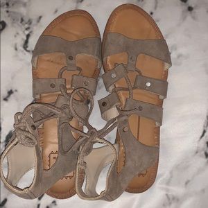 Dolce Vita beige gladiator sandals